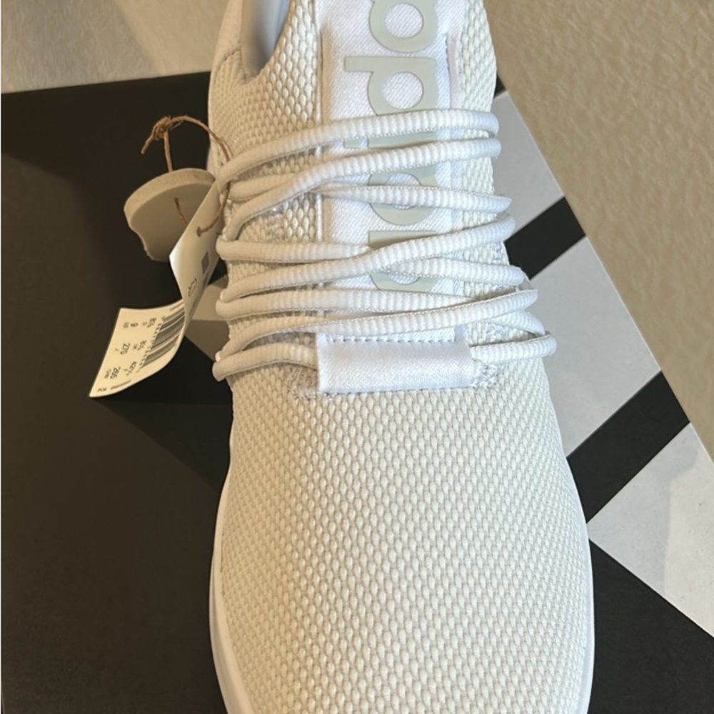 Men’s Adidas White Sneakers nine